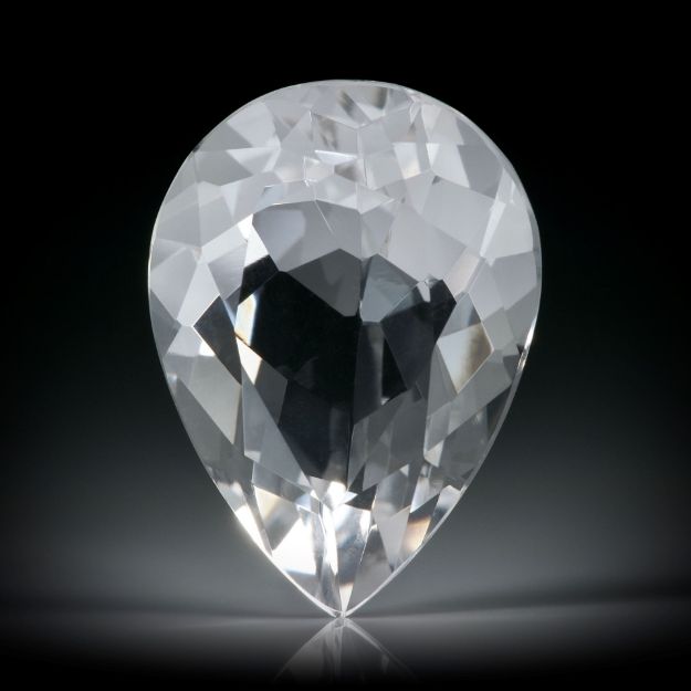 schweizer Bergkristall 10.11ct.  Tropfenschliff, Präzisionsschliff ca.17.8x13.1x8.9mm