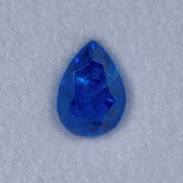 Hauyn, Eifel, 0.21ct. Tropfen facettiert ca.5x3.5mm