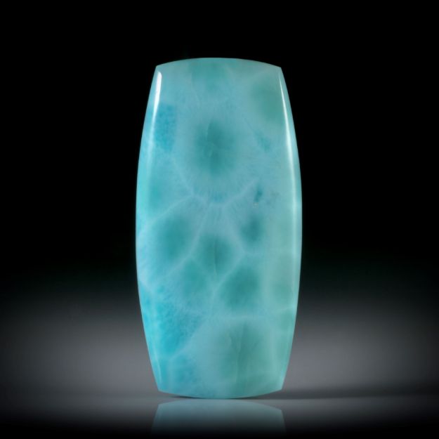 Pektolith, Larimar 22.03ct. Kissenform, Oberseite bombiert ca.33x16x4.5mm