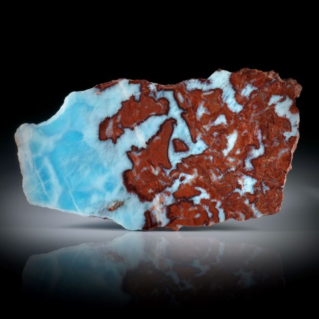 Pectolith, Larimar, flache Platte, einseitig poliert, Aussenform naturbelassen, ca.67x35x2.7mm