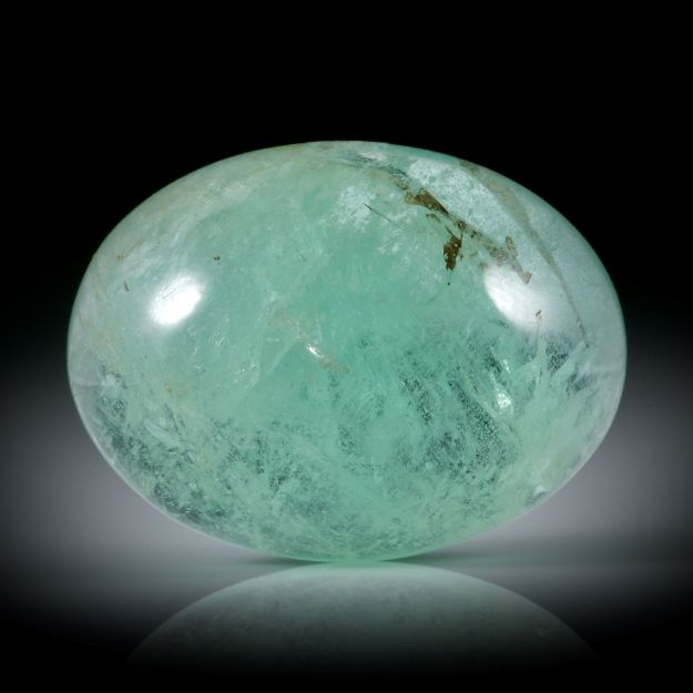 Smaragd 39.79ct. ovaler Cavochon ca.26x19.6x10.8mm