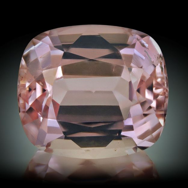 Topas 9.63ct. Cushion Cut ca.12.9x11.5x7.7mm
