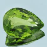 Peridot 8.96ct. Tropfenform ca.15.3x11x7.3mm