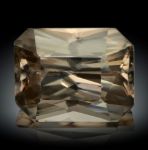 Zirkon 7.66ct. Scherenschliff ca.10.9x8.7x6.7mm