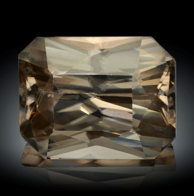 Zirkon 7.66ct. Scherenschliff ca.10.9x8.7x6.7mm