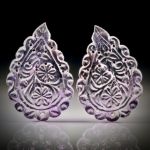 Amethyst Schnitzerei Paar, 61.57ct. einseitig graviert, je ca.41x28x3.6mm