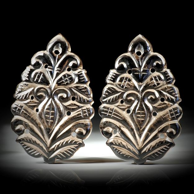Rauchquarz Schnitzerei Paar 44.13ct. einseitig graviert, je ca.34x22x4mm