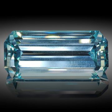 Apatit 20.17ct. Smaragdschliff ca.22.5x10.5x9.2mm