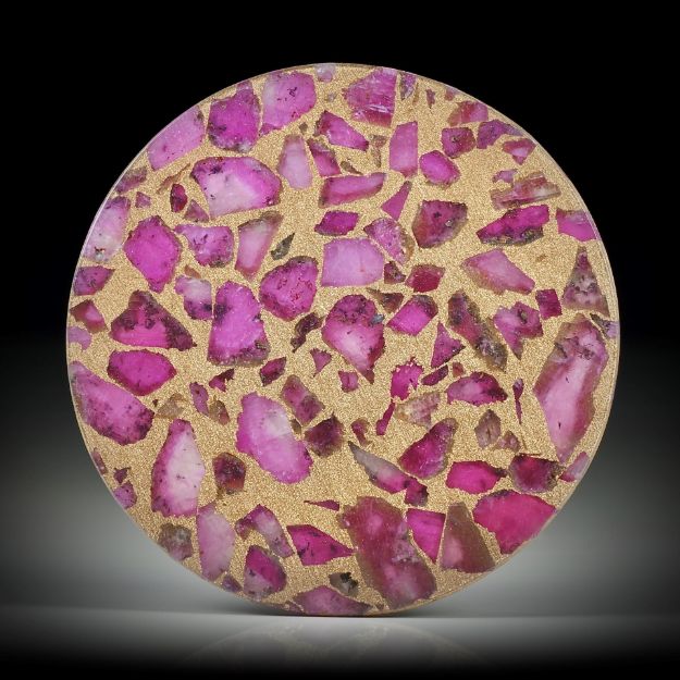 Rubin in Bronzematrix, mit poliertem Bergkristall doublettiert, ca.35x35x2.6mm