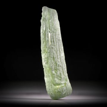 Moldavit 22.88ct. durch Meteoriteneinschlag entstandenes natürliches Glas