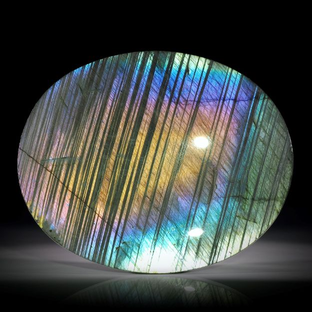 Spektrolith 167.4ct. Grösse ca.57.5x46.5x7mm