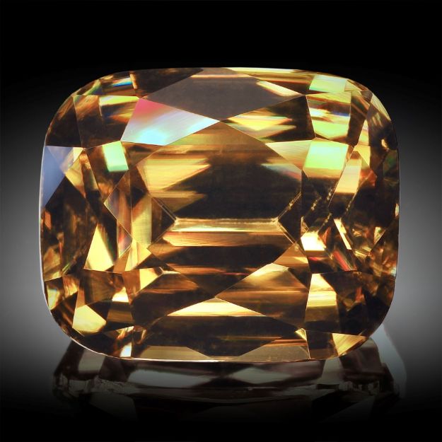 Zirkon 8.56ct. Tansania, Grösse 11.5x9.4x6.9mm